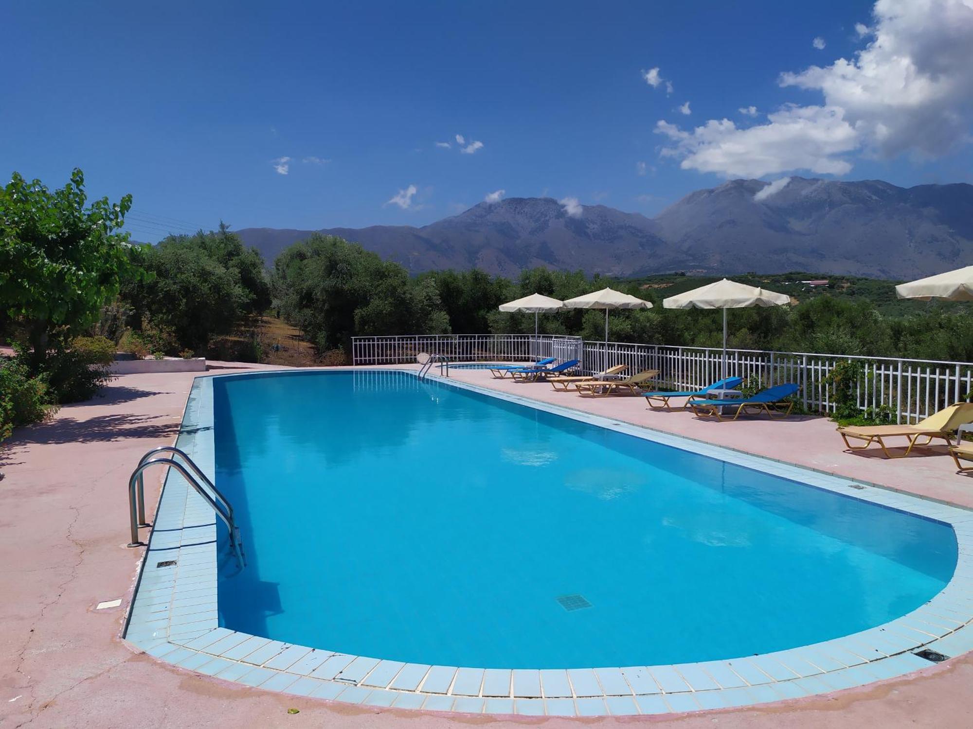 Calamon Apartments Episkopi-Chania Exterior foto