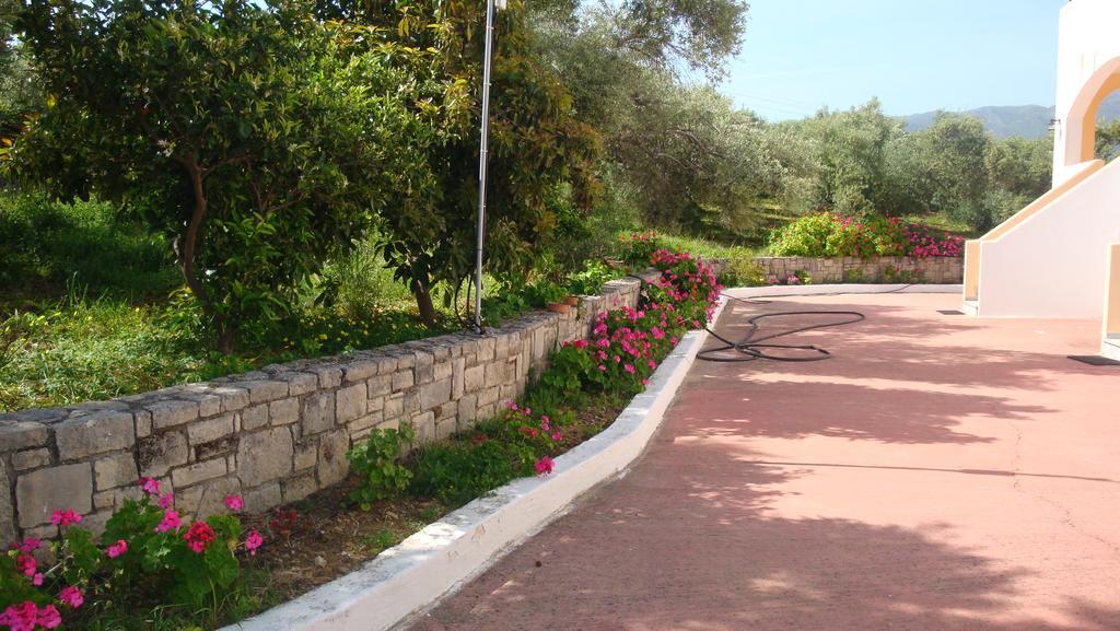Calamon Apartments Episkopi-Chania Exterior foto